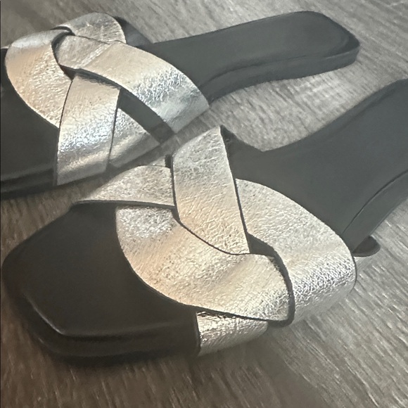 H&M Women's Metallic Silver Sandals - Picture 3 of 8